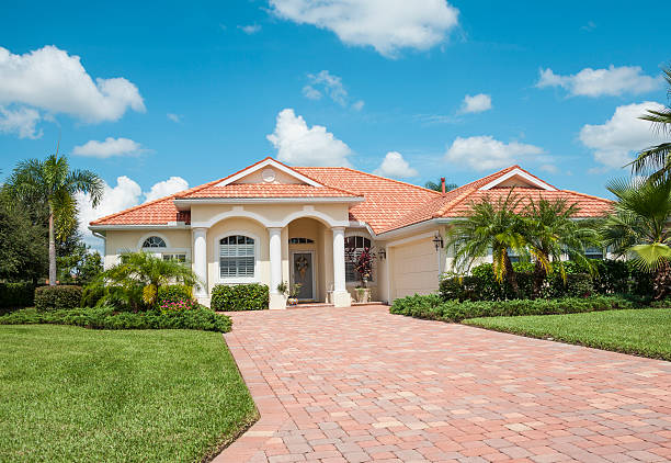 Best Concrete driveway pavers in Pinckneyvle, IL